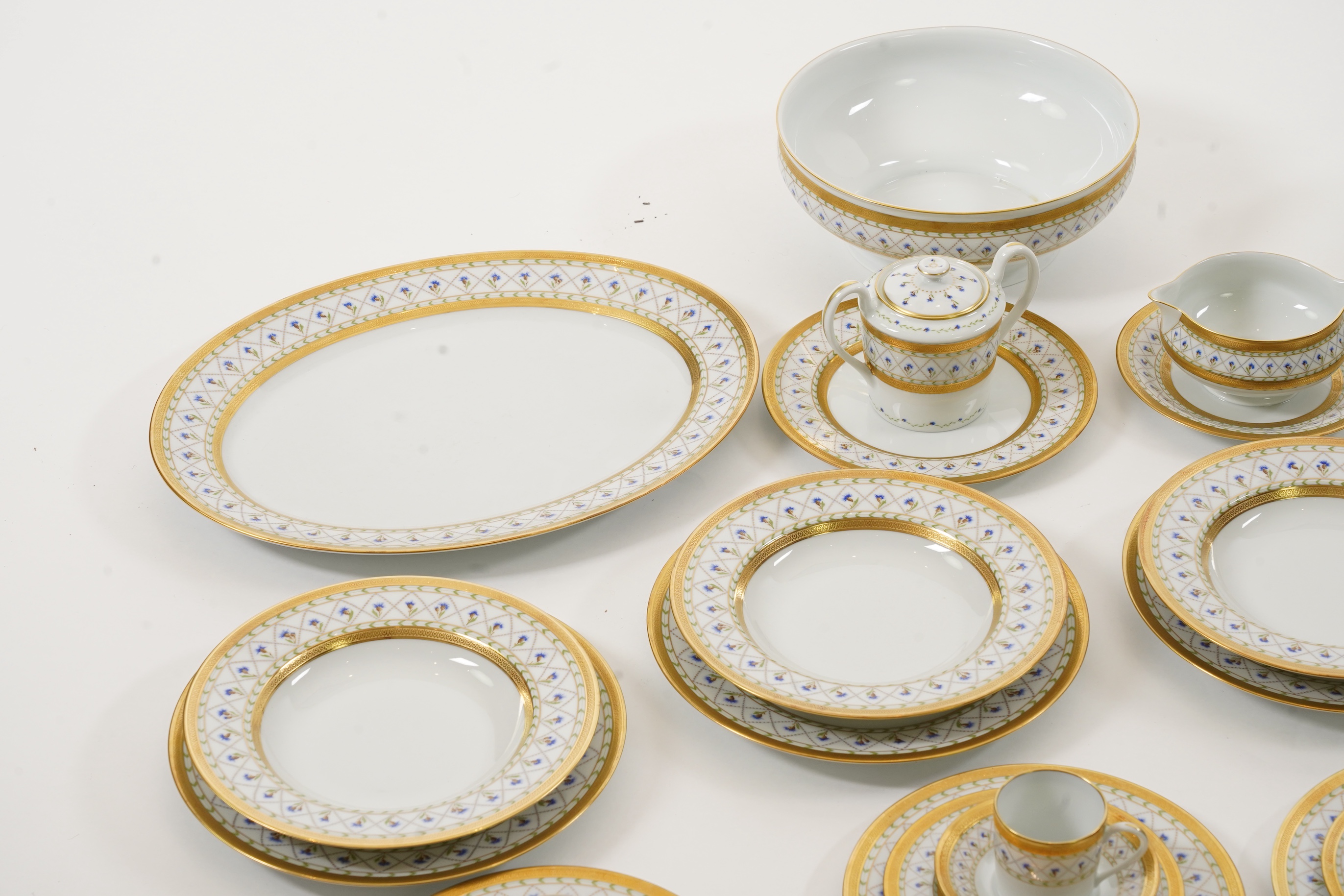 A Haviland Limoges 'Val De Loire Or' part dinner/coffee service